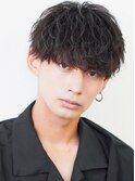 ツーブロック黒髪ツイストスパイラルマッシュ