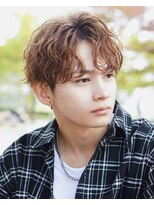 オーシャントーキョー 渋谷神南(OCEAN TOKYO) ツーブロック束感波巻きスパイラルセンターパート