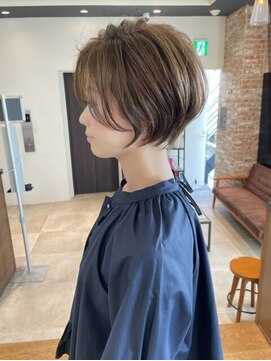 アンド ストーリーズ(&STORIES) 大人可愛い小顔ひし形クビレ丸み20代30代40代大人ショート(蘭)