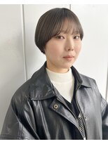 ジュリエッタ(giulietta)&nbsp;ショートヘア　グレージュカラー　ブリーチ