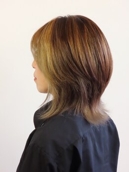 ラキ 伏石店(LAKI)の写真/【伏石】最近白髪が気になり始めた…そんな大人女性の為のカラー。オシャレで上品な仕上がりに♪艶感もUP