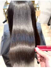 ４種類のケラチン成分の融合で、さまざまなダメージに対応！！