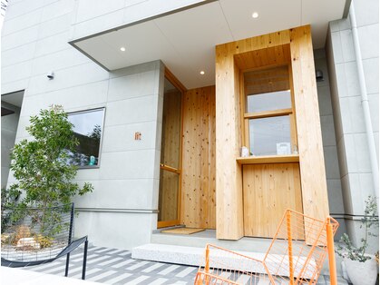 リット(lit)の写真