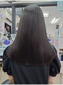 ストレートな艶髪◎