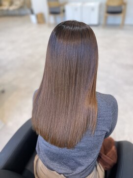 エミュスト(Emuest) 髪質改善ストレート