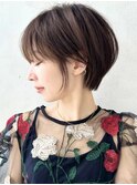 say.ショートボブひし形ショートミルクティーベージュ暗めカラー