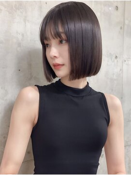 ラフラハ(LafuLaha) ダークトーンで大人ボブスタイル