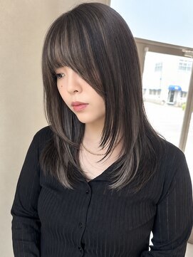 ルトワフクロマチ(Lutowa Fukuromachi) 暗髪レイヤー×シースルーバング/袋町/本通