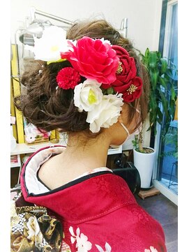 ビューティーサロンワタナベ 本店 成人式着付けセット