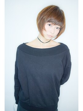 ラウンジ モリオ イケブクロ(Lounge MORIO Ikebukuro) 【morio池袋】顔まわりを包む小顔ショートボブ