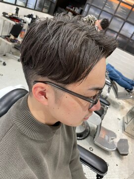 バーバーブロス 吉祥寺店(BARBER BROS) 【LUDLOW BROS.】田宮 センターパート ツーブロック