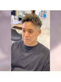 スキンフェード、アップバング