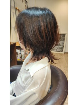 ハロ(HALO) ウルフカット