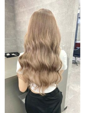 リア 大阪梅田(Ria) ～ミルクティーべージュ　シールエクステ～【Ria 大阪 梅田】