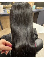 カミケンパセオ(kamiken.paseo)&nbsp;美髪で垢抜け！黒髪ストレート 王道モテヘア【カミケンパセオ】