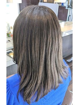 エノモト(ENOMOTO) 大人可愛い暗髪マットブラウンロングレイヤースタイル♪
