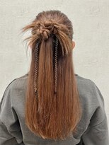 カノン(kanon hair&beauty)&nbsp;【韓国風♪】カチモリハーフアップ