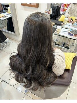 ノット 成田公津の杜(Knot) シルバーハイライト stylistすずか