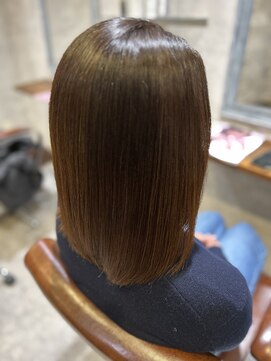 エスト(est) ４０代女性の髪のお悩み解決！白髪を活かす髪質改善カラー