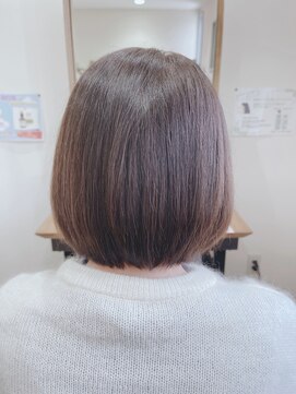 パインカラー(Pine Color) ショートボブ