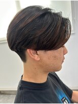 フゥ 宇都宮(FeU)&nbsp;栃木メンズパーマメンズカットセンターパートメンズマッシュ緩め