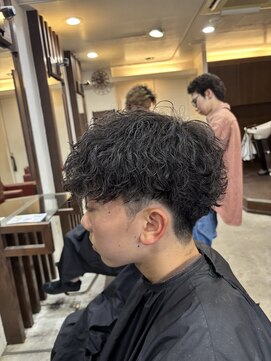 ハイパー(HYPER) 波巻きマッシュ『パーマ/ブリーチ/ハイライト』