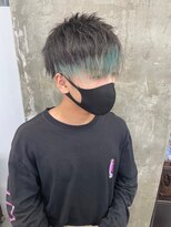 キング 楠葉店(K!ng)&nbsp;波巻きツイストスパイラルパーマ/フェザーパーマ/眉毛/メンズ