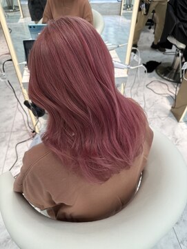 ロンドルピナス 小倉(Lond Lupinus) ブルーブラック/ワイドバング/美髪のススメ/外ハネボブ/北九州