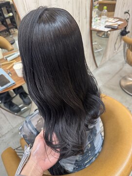 ロンドアジュール 横浜(Lond azur) 暗めカラー/韓国風巻き/レイヤーカット/髪質改善/縮毛矯正/横浜