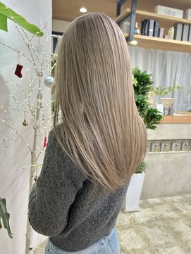 kana ケアブリーチ グレージュ