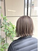 ベージュハイライト &nbsp;切りっぱなしボブ