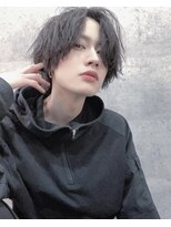 シン(syn) ミディアムセンターパート