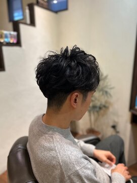 アンファミーユ(en famille) メンズパーマ　カット