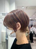 ビブ(VIV)&nbsp;白髪ぼかしハイライトＸハンサムショート　野崎達也