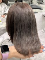 シティ(CITY) グレージュカラー 透明感カラー 20代30代40代