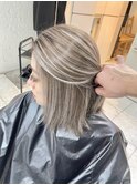 ハイライトカラーマチルダボブインナーグレージュ前髪