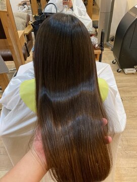 グランバイ アトリエドングリ(Grand × AtlierDonguri) お客様髪質改善データ1076（酸性縮毛矯正）