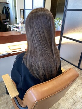 マーリャヘアー(mallia hair) レイヤースタイルレイヤーカットロングレイヤー小顔スタイル