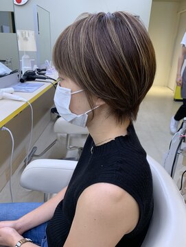 ルーク バイ ヘアーポケット(Luke by hair pocket) ハイライト×ショート