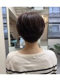 マッシュショートチョコブラウンくせ毛カットショートボブ