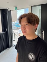 ファイブ ヘアー(FIV hair) センターパート×ベージュカラー