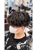 ツイストスパイラルマッシュ刈り上げツーブロックメンズパーマ