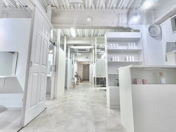 ハイエクステンション 京都駅前店(Hi-Extension)の写真/【京都駅5分】 ゆったり空間でSNS映えするStyleに☆長時間の施術もリラックスして過ごせる◎