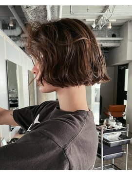 ナヌーク シブヤ(nanuk shibuya) 外国人風ウェーブボブ