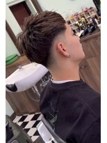 ケーエムシーセントラルルーツ(KMC Central Roots)&nbsp;フェード＆カット+眉カット