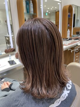 ピークアブー アヴェダ ギンザシックス(PEEK-A-BOO AVEDA GINZASIX) 外ハネミディアムボブ/ナチュラルハイライト/オレンジベージュ☆