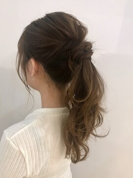 シアン(CYAN) 大人ポニーテール