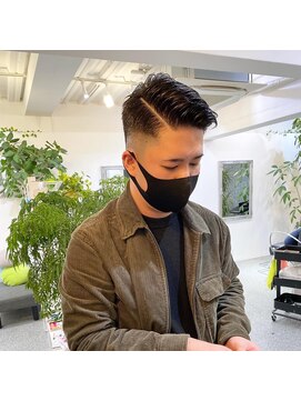 ヘアーズロイ(hair's Roi) ツーブロック×かき上げショート