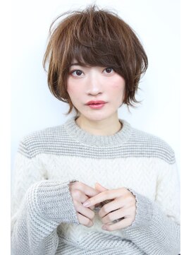 ラクシア(LUXIA) 外ハネマッシュショート