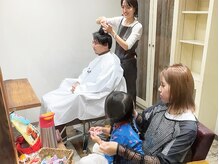 親子三世代でのご来店も多数◎みんなで心あたたまるひとときを…親しみやすいスタッフ達がお出迎えします。